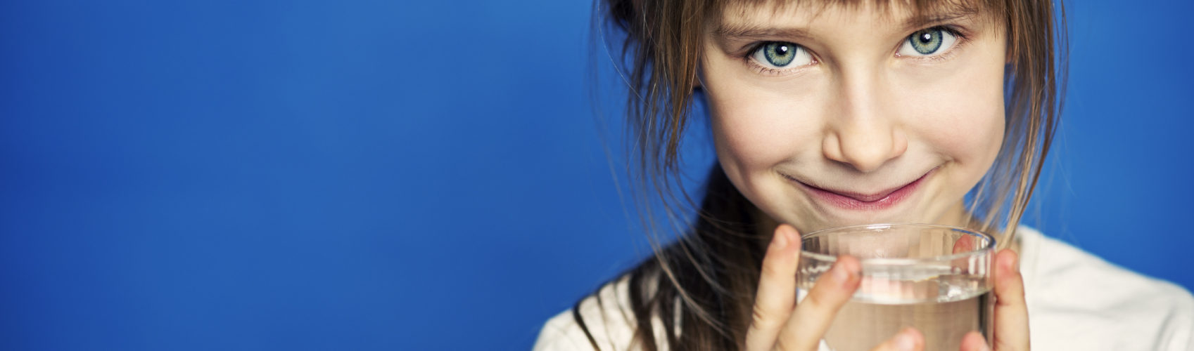 Une eau saine et pure pour nos enfants, traitement de l'eau, système à osmose inverse, brita